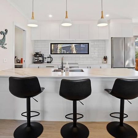 Villa Leisure On Leo Waihi Esterno foto