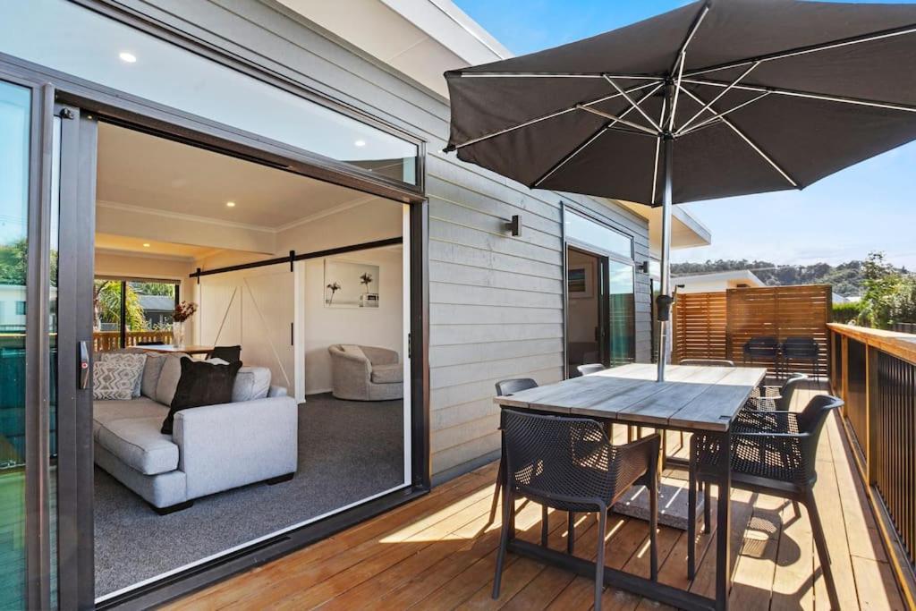 Villa Leisure On Leo Waihi Esterno foto