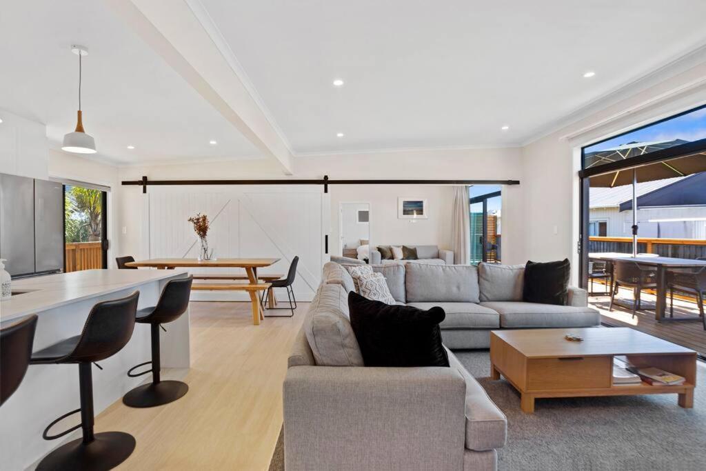 Villa Leisure On Leo Waihi Esterno foto