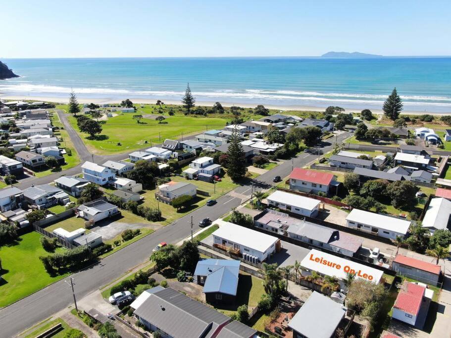 Villa Leisure On Leo Waihi Esterno foto