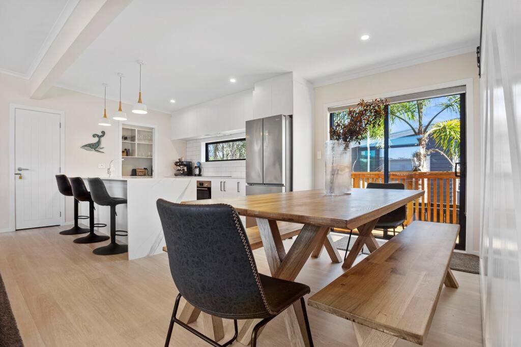 Villa Leisure On Leo Waihi Esterno foto